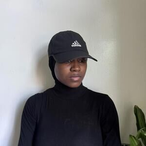 Adidas black and‎ white adjustable cap